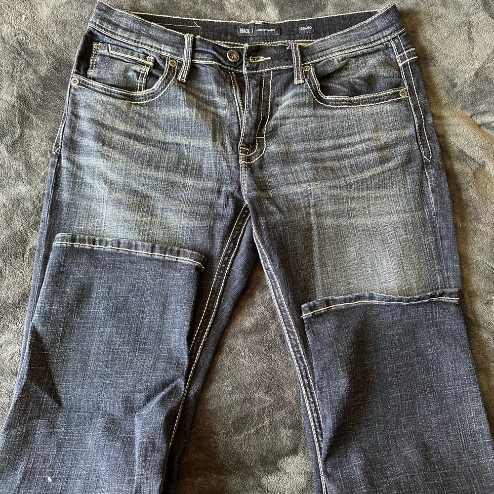 Men’s buckle jeans. Jake straight leg. 33x30.